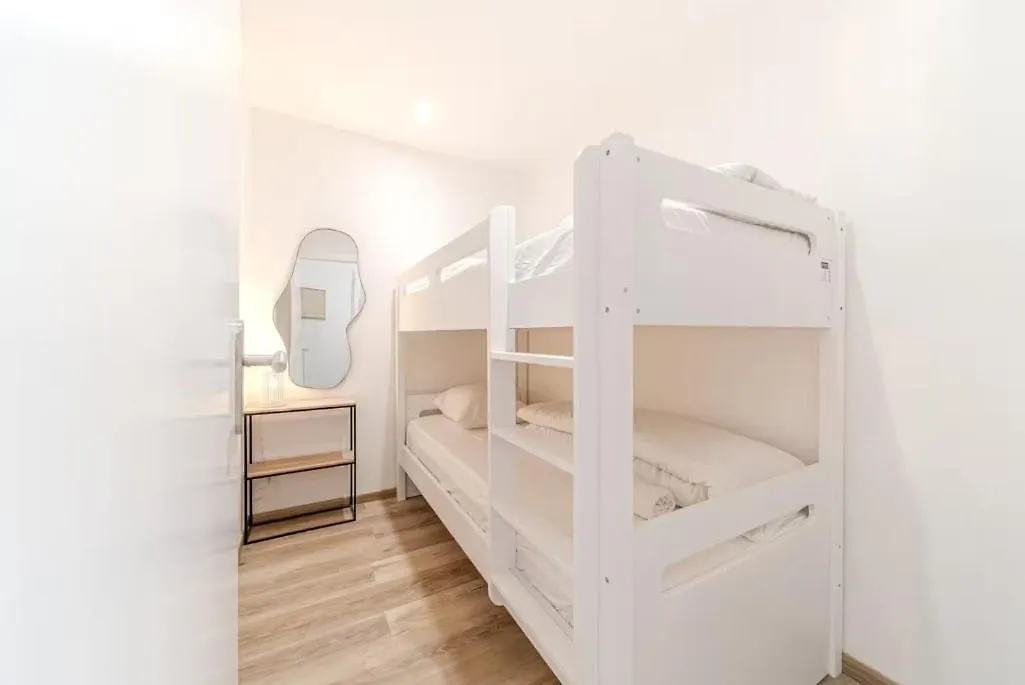 Rooftop D'Exception, Vue Rhone, 6 Personnes, Caluire